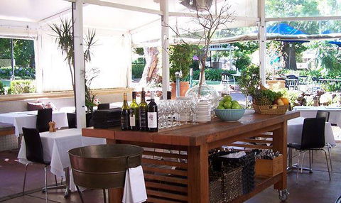 Gip's Restaurant - Pubs Perth 14