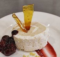 Secrets on the Lake - Pubs Perth