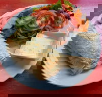 Braisen Hussy Garden Cafe - Pubs Perth