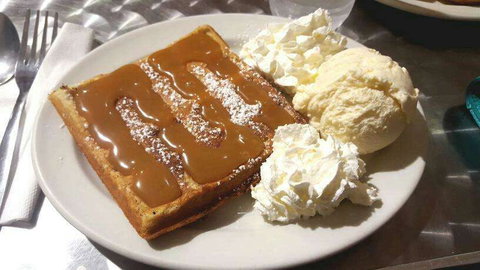 Mumma's Eats 'n' Sweets - Pubs Perth 0