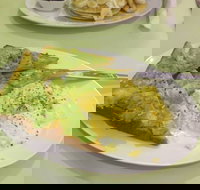 Biscuit Cafe - Springwood - Pubs Perth