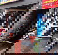 Hum Cafe - Pubs Perth