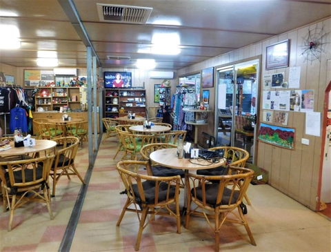 Stuarts Well Roadhouse- Restaurant & Bar - Pubs Perth 0