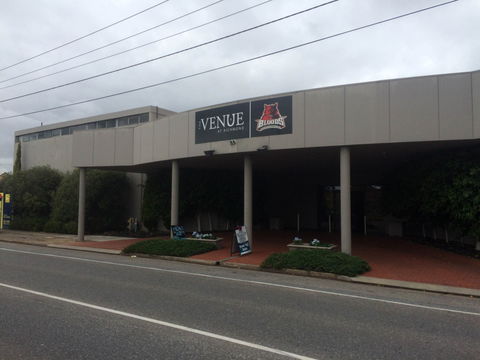 Westies Bar & Bistro - Pubs Perth 0