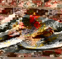 Momos Cafe And Bistro - Pubs Perth