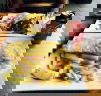 Beach Box Cafe - Pubs Perth