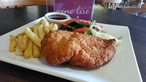 Bistro - Long Jetty Hotel - Pubs Perth 0