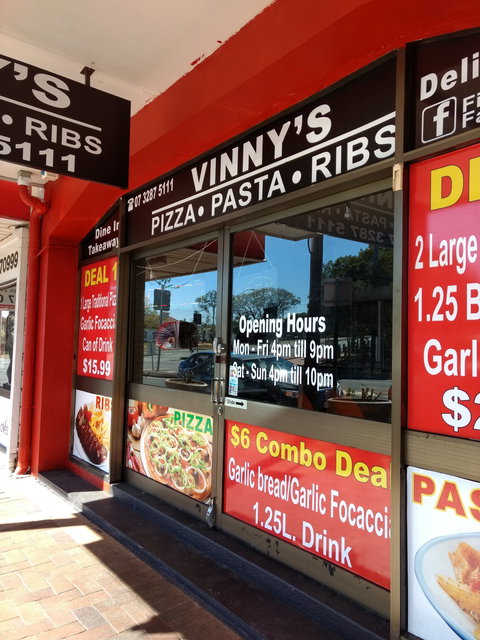 Vinny's - Pubs Perth 0