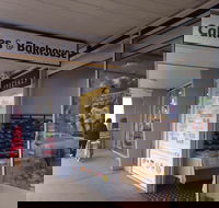 Castello's Foresters Arms Hotel - Pubs Perth