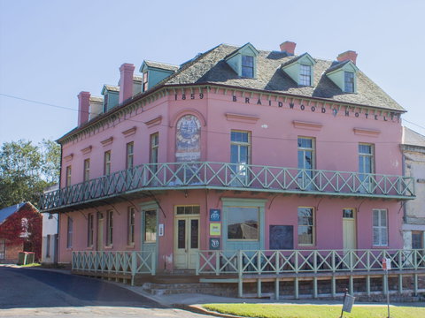 Braidwood Hotel - Pubs Perth 1