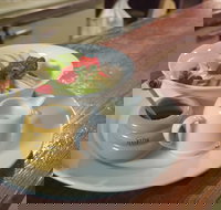 Sandy Feet Cafe and Health Foods - Pubs Perth