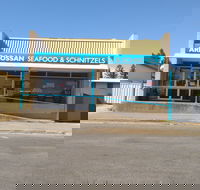 Ardrossan Seafood and Schnitzels - Pubs Perth