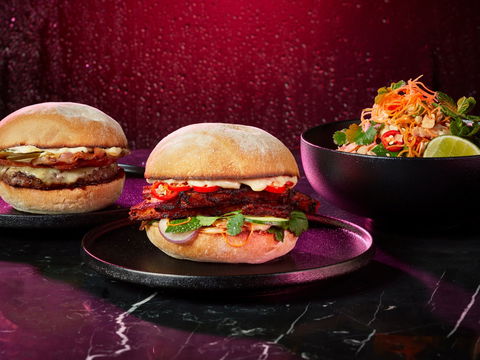 Grill'd Healthy Burgers - Canberra Centre - Pubs Perth 1