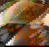 Little Swallow Cafe - Pubs Perth