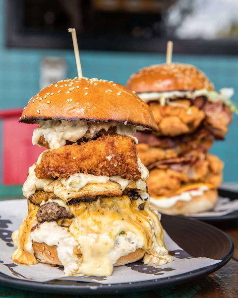 PHAT Pizza And Burger Bar - Pubs Perth 0