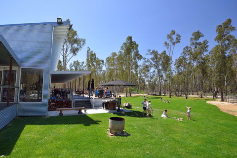 The Timbercutter - Pubs Perth 0