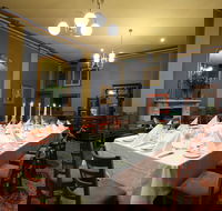The American Creswick - Pubs Perth