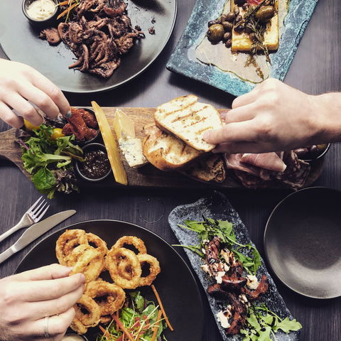 Vue Wine Bar And Restaurant - Pubs Perth 1