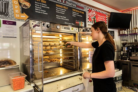 Gunna Doo Bakery - Pubs Perth 1