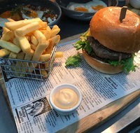 The Establishment Cafe - Pubs Perth
