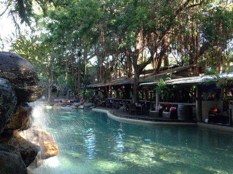 Tree Bar & Grill At Ramada Resort Port Douglas - Pubs Perth 0