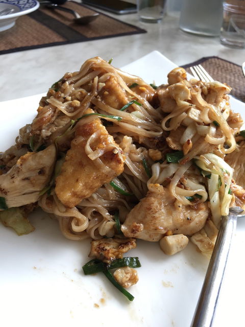 Thai On High Street - Pubs Perth 3