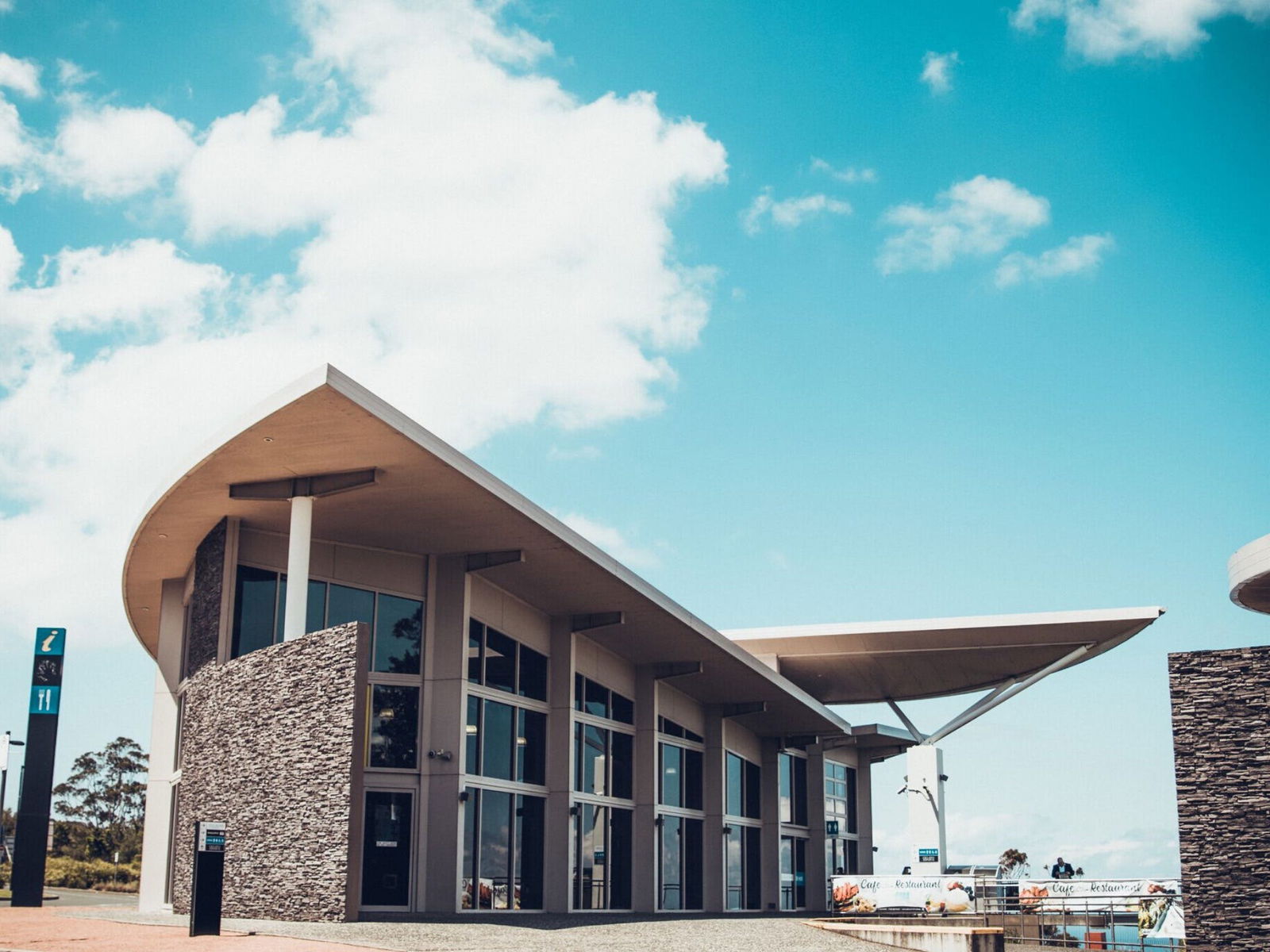 Bulli Tops NSW Pubs Perth