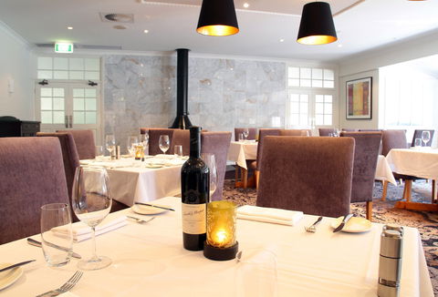 Harvest Restaurant Windsor - Pubs Perth 1