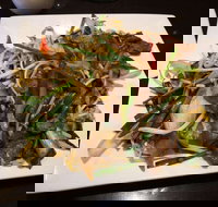 Nhi Nuong 2 Sister Restaurant - Pubs Perth