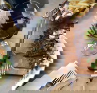 Olleyville at Shaw Vineyard Estate - Pubs Perth