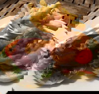 Whalers Galley Cafe - Pubs Perth