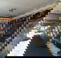 Yam's Happy Inn - Pubs Perth