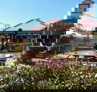 Mogo Pies - Pubs Perth