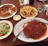 Moonee Ponds Pizza Restaurant - Pubs Perth