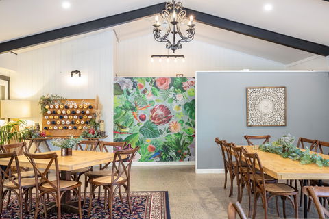 The Apple Farm - Pubs Perth 0