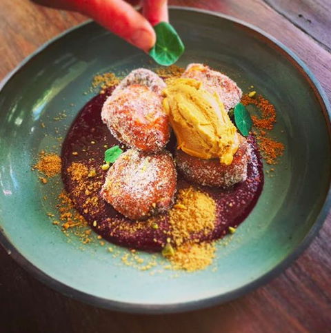 Burrow - Pubs Perth 0