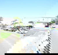 Macleay River Hotel - Pubs Perth