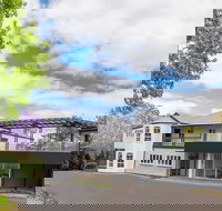 The Glasshouse and Bergin Lounge at Clouds Montville - Pubs Perth