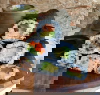 Rolls on Como - Pubs Perth