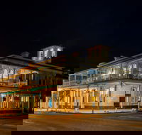 Royal Oak Hotel Penola