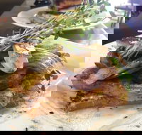 Sarah's unplugged - Pubs Perth