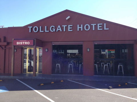Tollgate Bistro - Pubs Perth 0