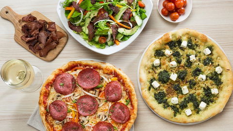 Panarottis Pizza Pasta - Pubs Perth 0