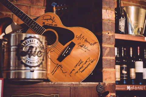 Settlers Tavern - Pubs Perth 2