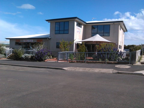 Fire & Ice Cafe - Pubs Perth 0