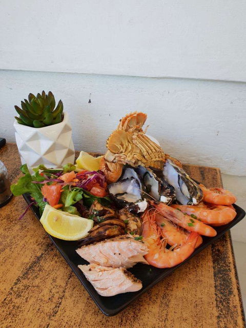 Maisie's Seafood And Steakhouse - Pubs Perth 0