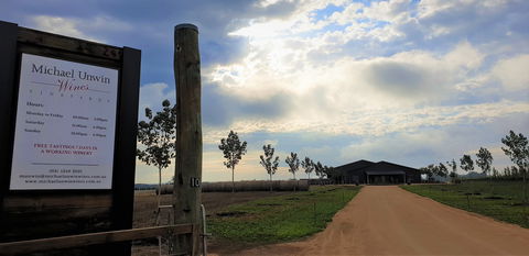 Michael Unwin Wines - Pubs Perth 0