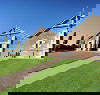 Wynns Coonawarra Estate Cellar Door - Pubs Perth