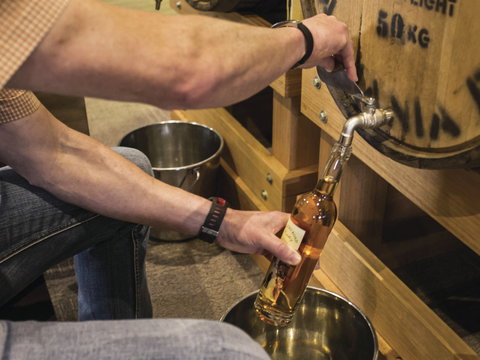 Hellyers Road Distillery - Pubs Perth 0