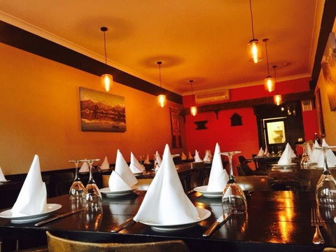 The Hungry Eye Chargrill & Tandoori Restaurant - Pubs Perth 0